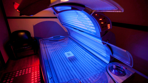 Tanning Is Getting Hot Again. Here’s What It Really Does to Your Skin.