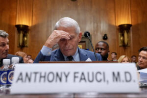 Senate panel to vote on holding Fauci in contempt…