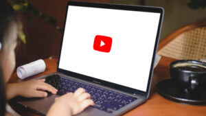 These Keyboard Shortcuts Let You Control YouTube Videos Like A Pro