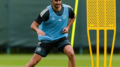 15 meses depois, Jota volta aos treinos no Celtic