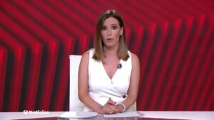 Ella es Victoria Arnáu, líder de audiencias con ‘Antena 3 Noticias’ mientras Sandra Golpe está de vacaciones