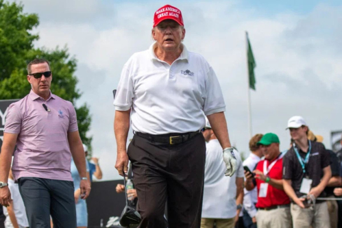 Donald Trump’s Golf Club Hit With Airspace Breach as Two Aircraft Near LIV Golf Event