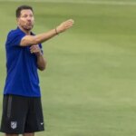 Simeone no se podrá ver con Julián Álvarez hasta el miércoles