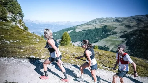 María Petit hace historia en Sierre-Zinal: primera persona con ceguera total en completar la mítica carrera suiza