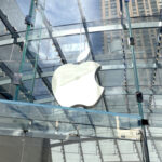 Report: Analyst Shatters Expectations of an All-Glass iPhone