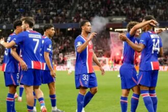 Doué rompe el empate con un gol inicialmente anulado por fuera de juego