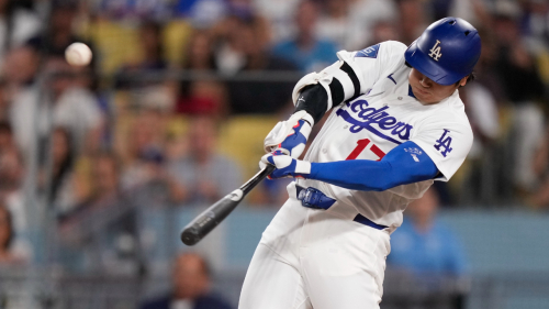 Dodgers sweep Royals as Freddie Freeman exits with injury