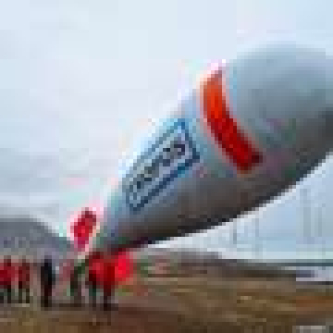 Arctic balloon samples trace marine sugars from the ocean to cloud-forming heights