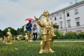 A Salzburg Festival Art Installation Featured 320 Little Mozart Statues. Two-Thirds Of Them Have Been Stolen.