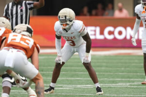Texas Longhorns linebacker transfer rejected Ohio State interest