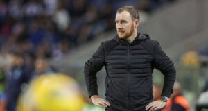 Ligue 2 : « J’ai trouvé l’équipe dominatrice », Ian Cathro (ASSE) revient sur la victoire contre Clermont