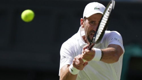 Novak Djokovic ousted from Cincinnati Open in first match since Wimbledon
