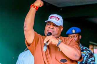 Osun election: Adeleke leads Oyebamiji