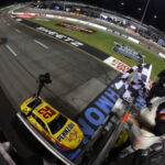 Джоуи Логано одержал вторую победу в четырёх последних гонках NASCAR Cup Series