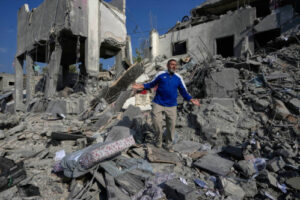 Israeli strike kills 7 in Lebanon, and other news from the Middle East