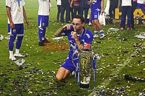 Beda dengan Persija, Skuad Persib Sudah Lengkap dan Keyakinan Penuh Marc Klok