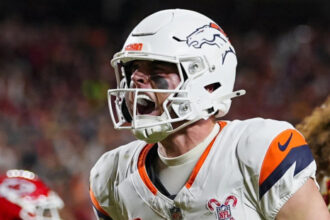 DC reiterates: Broncos don’t want ‘anyone near’ Bo Nix at practice