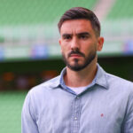 Romano bevestigt Sutalo-deal middels ‘here we go’ en schrijft over doorverkooppercentage voor Ajax