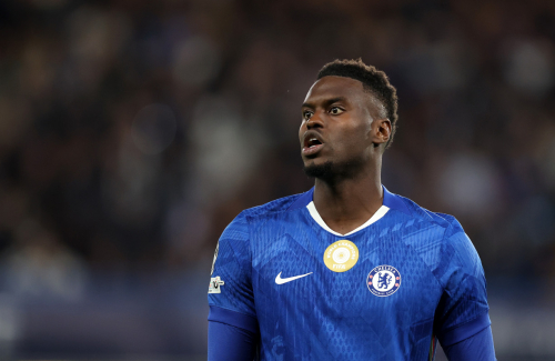 Badiashile passes medical and meets squad as Napoli close in on Chelsea defender