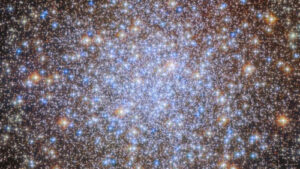 Ancient stars dazzle in a celestial chandelier | Space photo of the day for Aug. 21, 2026