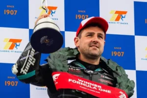 Historic Performance as Dunlop Wins Formula One Classic TT