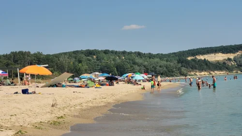 Лекари от Пловдив предупреждават за грешката с мокрия бански и пътуванията, които могат да увредят бъбреците