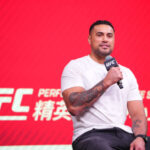 Carlos Ulberg provides new comeback update as rumors about interim 205lb title fight swirl online
