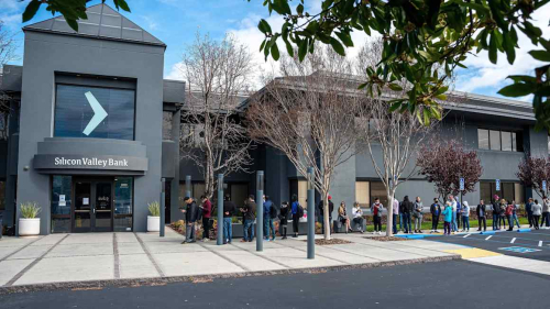 US bank regulators to narrow enforcement focus to financial risks