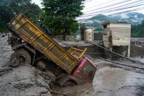 Over 500 dead, thousands missing after floods in Nepal…