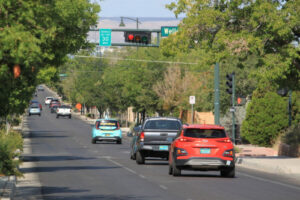 Cities pilot ‘rest in red’ program that rewards good drivers with green lights