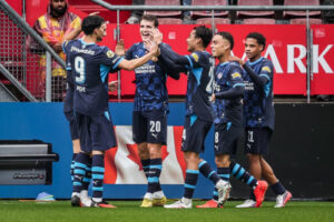 LIVE 12.15 uur | FC Utrecht -2)