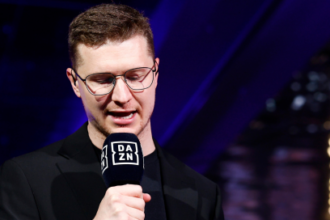 Duel Arena commentator apologizes to fans as he brands event ‘worst he’s ever worked’