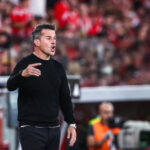 Marco Silva: “Quando eles marcam dá-lhes alento, tivemos de cerrar os dentes”