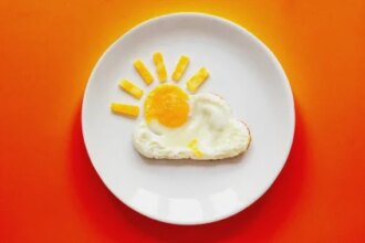People Who Eat Breakfast Tend to Be Healthier—but the Meal Itself Isn’t the Reason