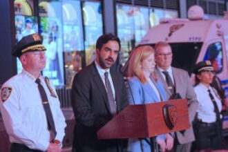 Bank of America vice president identified as victim in random Times Square stabbing