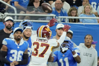 Steelers sign 6-foot-2 defensive back to practice squad