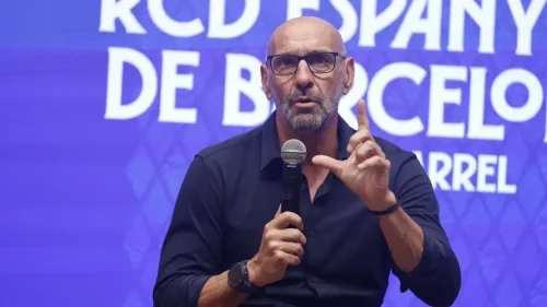 “Ha habido una oferta por Roberto Fernández”