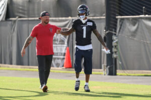 Texans GM Nick Caserio says WR Tank Dell is ‘close to return’ but what exactly does that mean?