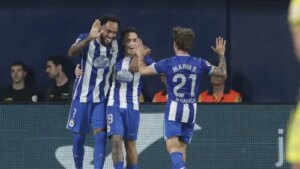 2-3: ‘Pierre-MVP’ Aubameyang continúa dando volteretas