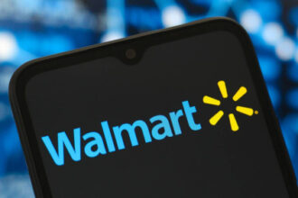Walmart is selling a 2-in-1 laptop and tablet for just $75