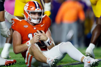 College football winners, losers in Week 1: Dabo Swinney, Clemson in big trouble; WRs steal show