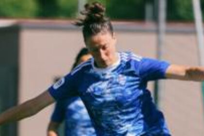 Como renew striker’s contract after cancer diagnosis