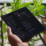 Samsung has had eight generations to fix foldables, and this problem still persists