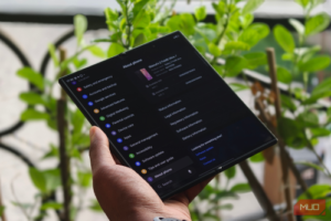 Samsung has had eight generations to fix foldables, and this problem still persists