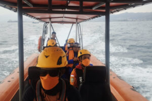 Indonesia searches for 8 missing at sea near Anak Krakatau volcano