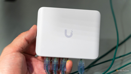Your Wi-Fi has too many devices—this $15 switch can fix that