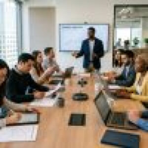 Understanding B2B Meaning: A How-To Guide for Businesses