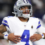 2 Cowboys to buy, 2 to sell versus the Giants