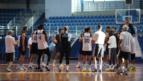 Μύκονος-Δόξα Λευκάδας 75-80: Λύγισε στο ανεπίσημο ντεμπούτο Φάντερμπεργκ