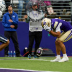 Washington offense sputters in sloppy 16-14 win over Utah State